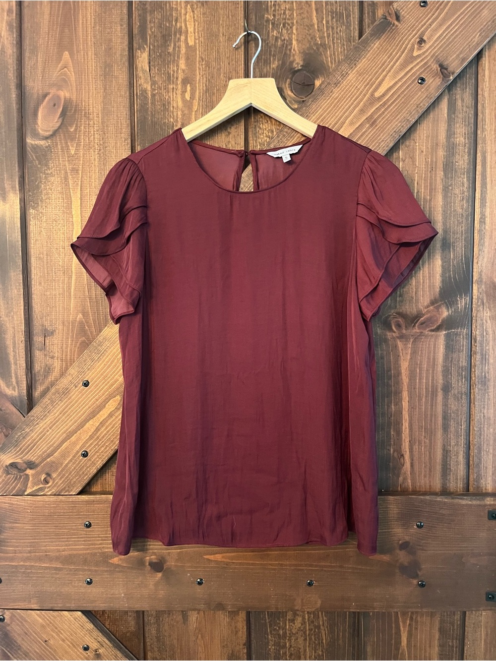 Naked Zebra Women's Burgundy Ruffle Sleeve Blouse -small